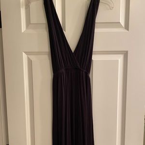 Black maxi dress size am